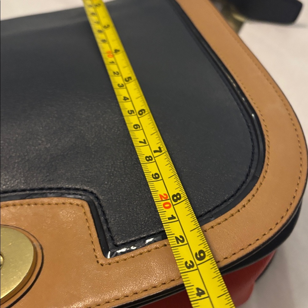 VTG Coach Patricia Legacy crossbody blue, orange & tan leather w/tassel turnlock - Picture 12 of 16